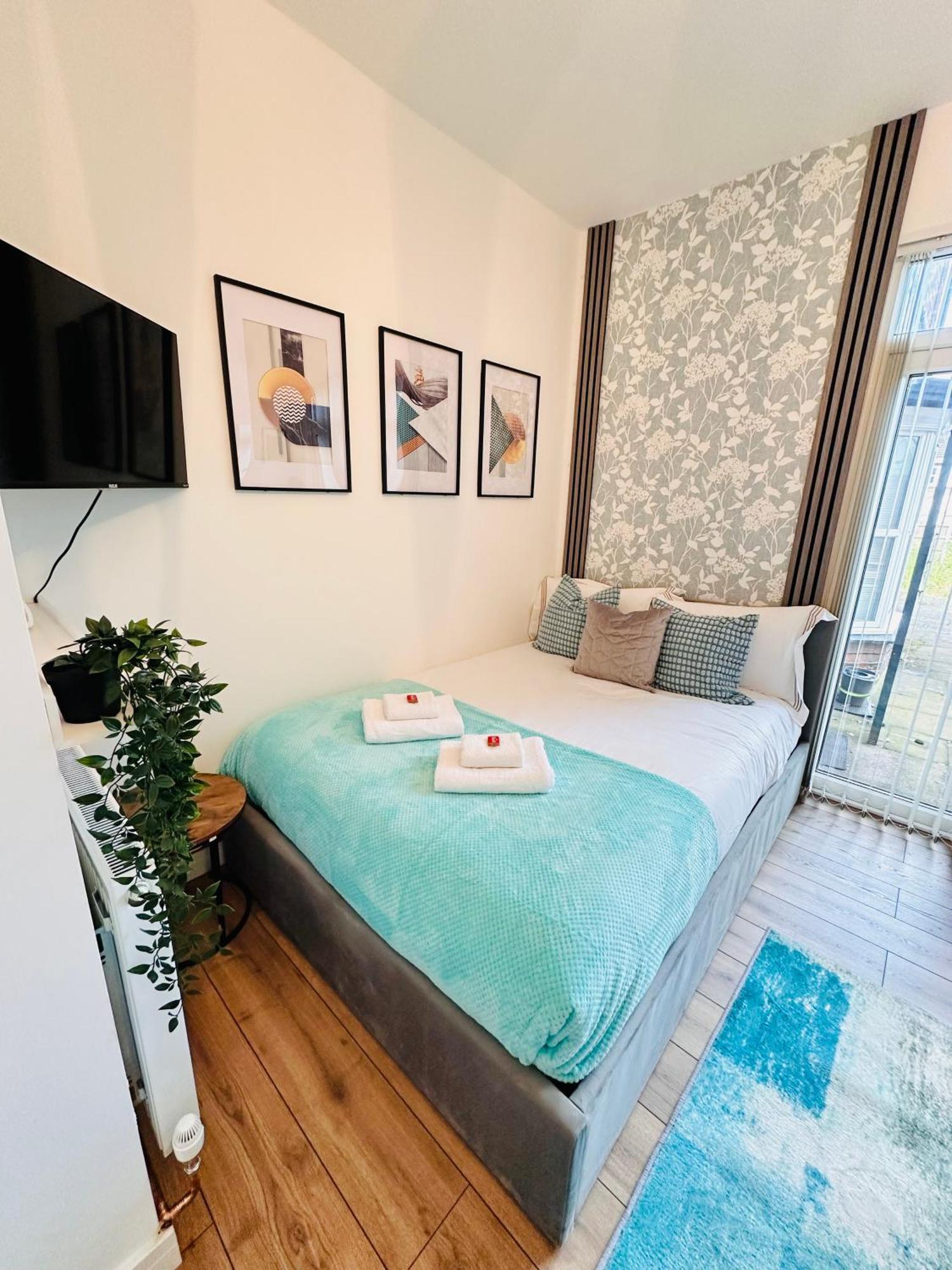 R2 - Elegant Private Room Opposite Queen Elizabeth Hospital - Harborne Бирмингам Екстериор снимка